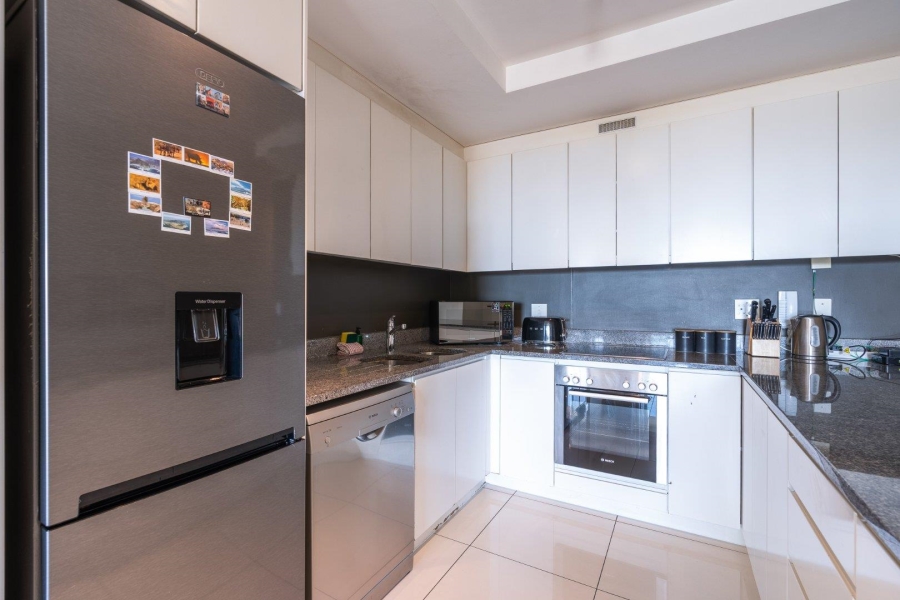 2 Bedroom Property for Sale in Green Point Western Cape